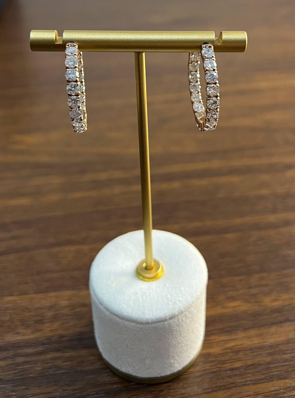 Classic Brilliant Round Diamond 18 Karat Rose Gold Medium Hoop Hoops Earrings
