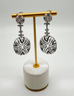 White & Black Brilliant Diamond Pave 18 Karat White Gold Statement Drop Earrings