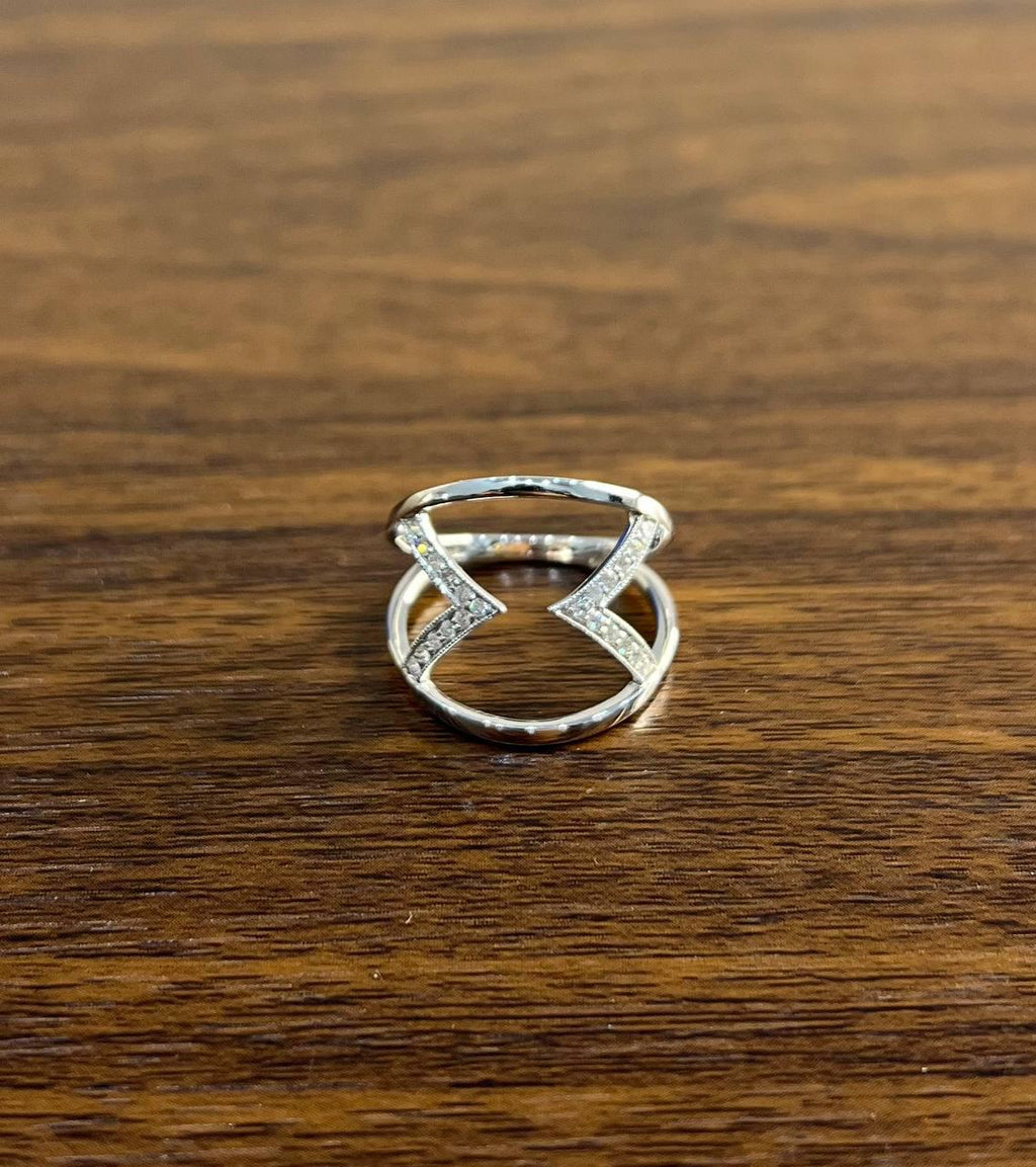 Geometric V Shape Open Brilliant Cut White Diamond 18 Karat White Gold Ring