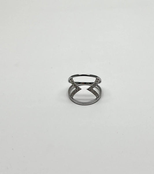 Geometric V Shape Open Brilliant Cut White Diamond 18 Karat White Gold Ring