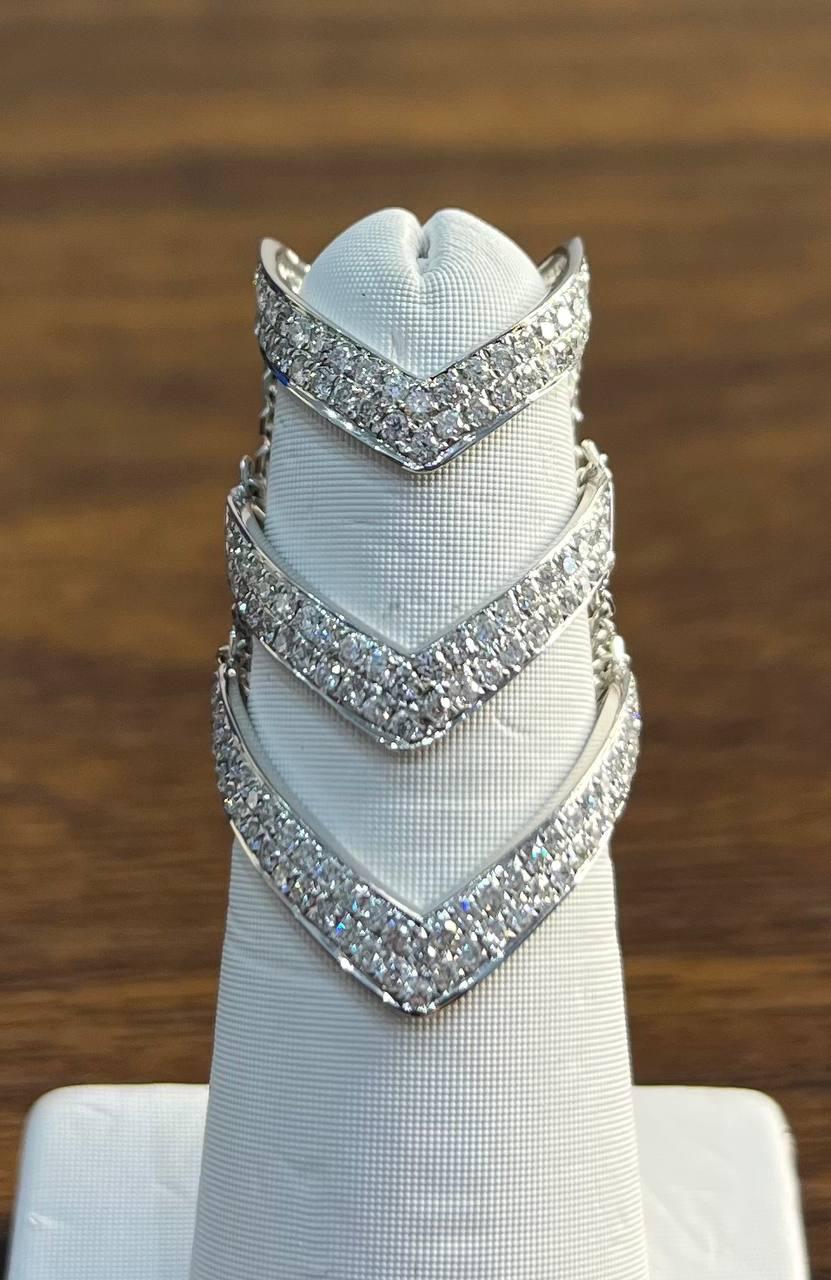 Diamond V Shaped Chain Statement Chevron 18 Karat White Gold Pave Statement Ring