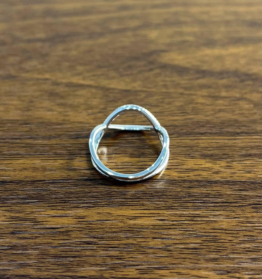 Geometric Infinity Twist Brilliant Cut White Diamond 18 Karat White Gold Ring