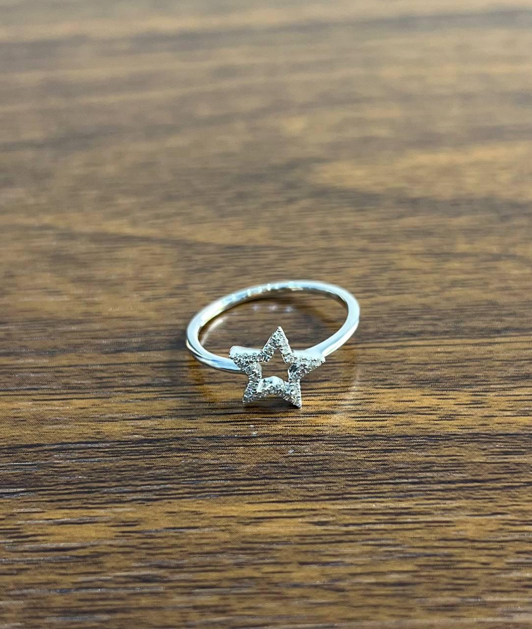 Star White Diamond Brilliant 14K White Gold Dainty Fun Statement Minimalist Ring