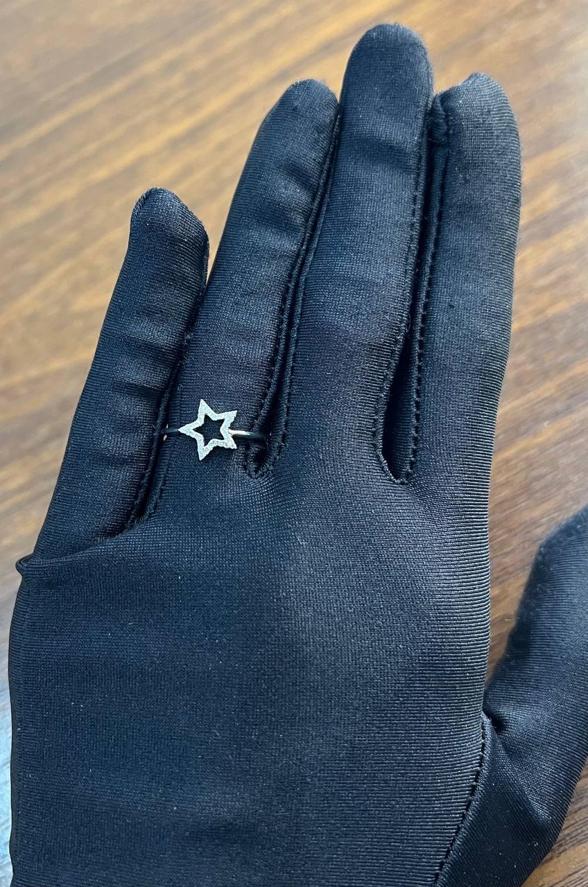 Star White Diamond Brilliant 14K White Gold Dainty Fun Statement Minimalist Ring