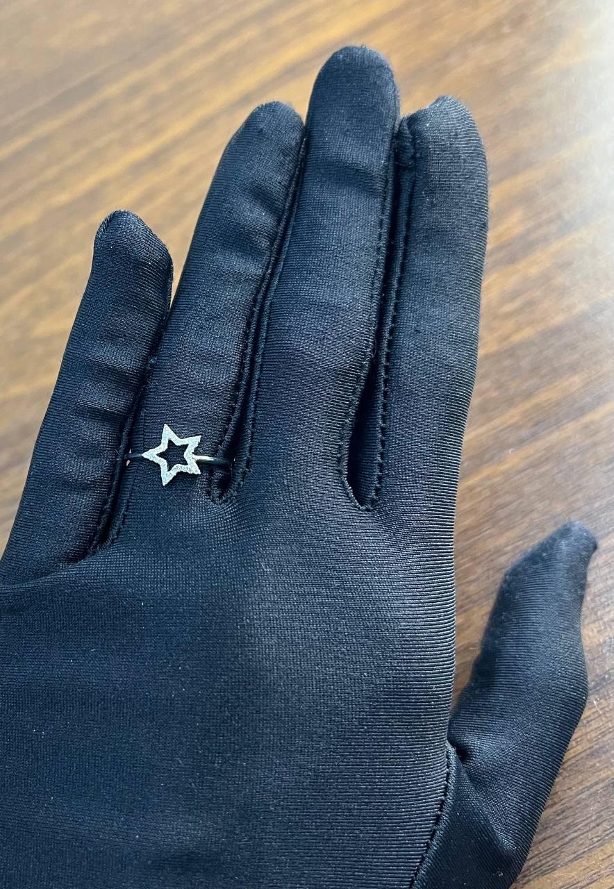 Star White Diamond Brilliant 14K White Gold Dainty Fun Statement Minimalist Ring