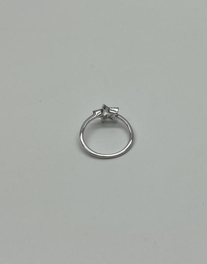 Star White Diamond Brilliant 14K White Gold Dainty Fun Statement Ring