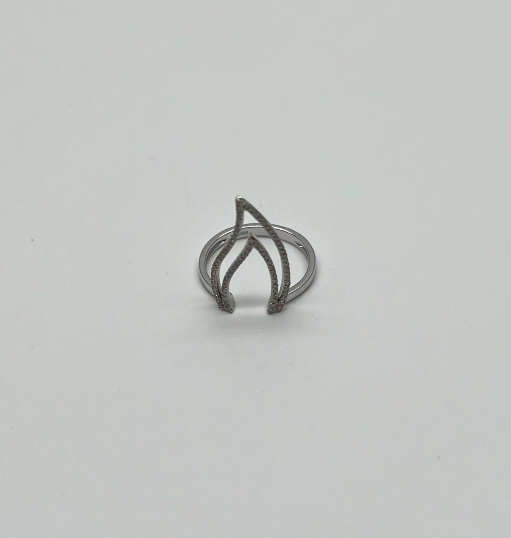 Flame Fire Geometric Triangle Cut White Diamond 14 Karat White Gold Ring