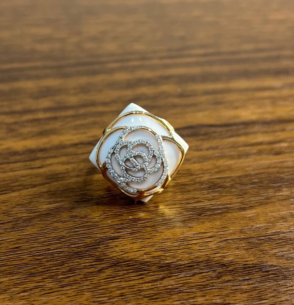 White Agate Diamond 18 Karat Rose Gold Rose Theme Flowers Floral Statement Ring