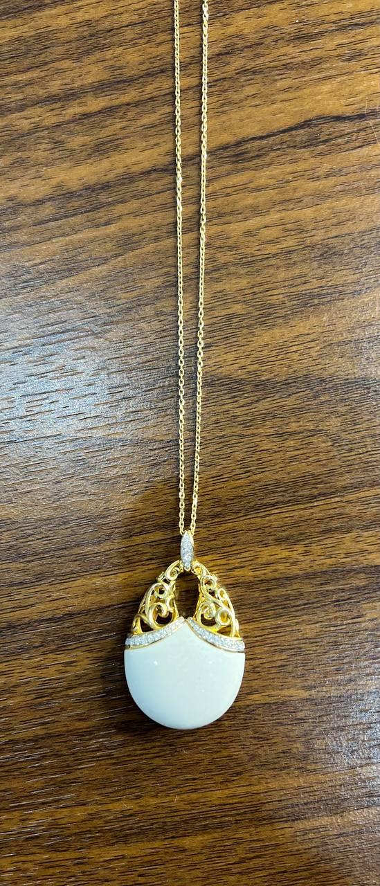 White Agate Diamond 18 Karat Rose Gold Theme Symbol Unique Pendant Necklace