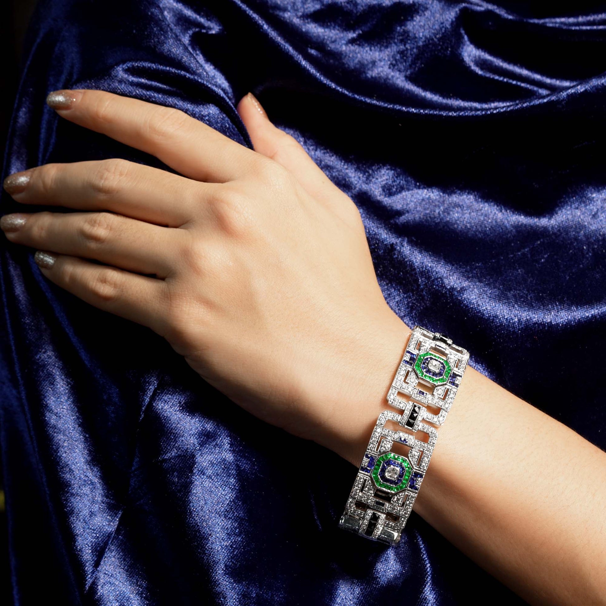 Green Emerald Sapphire & Diamond Art Deco Style 18KW White Gold Unique Bracelet
