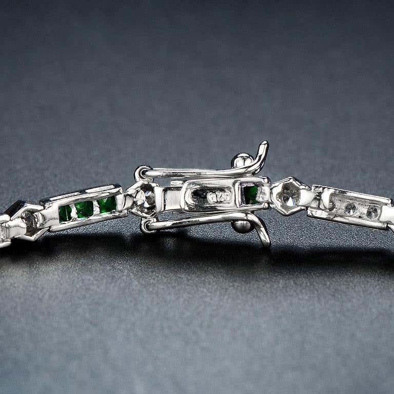 Alternate Row Green Emerald & Diamond Tennis Line 14K White Gold Bracelet
