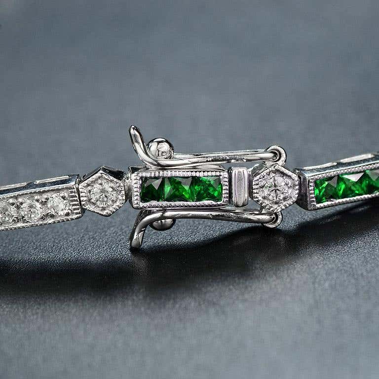 Alternate Row Green Emerald & Diamond Tennis Line 14K White Gold Bracelet