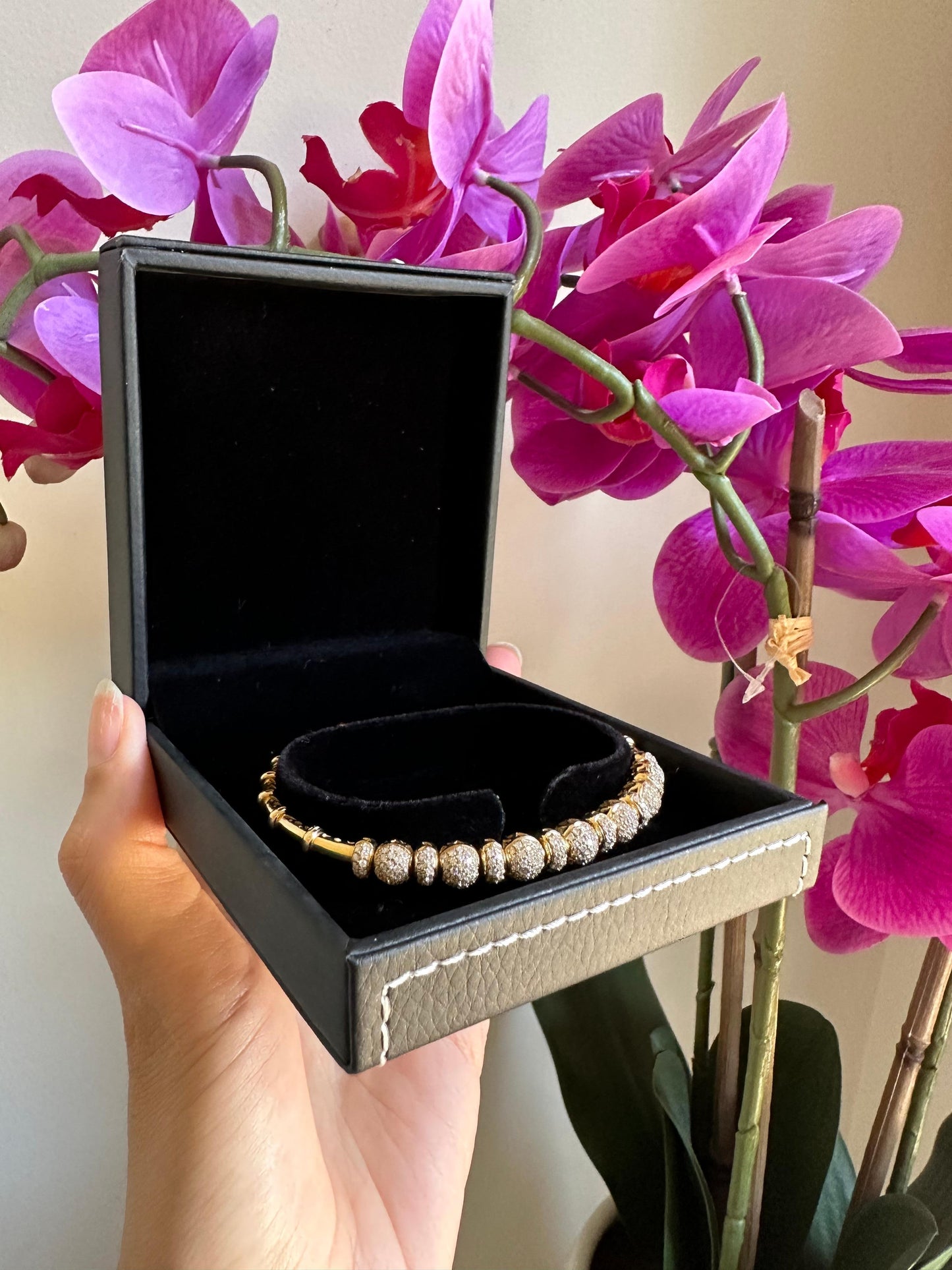 brilliant round diamonds pave set spheres 18k yellow gold bangle cuff bracelet