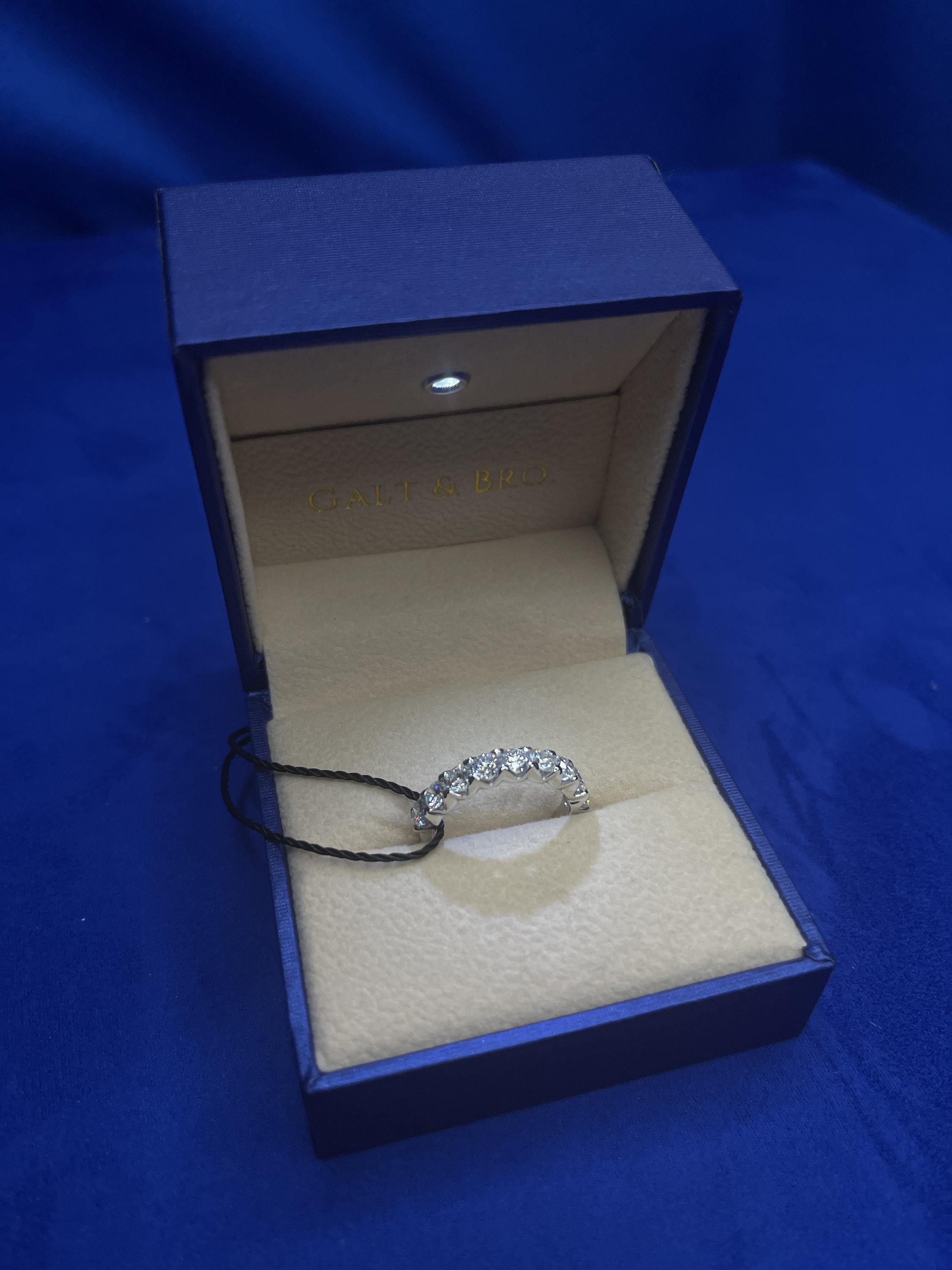 Classic Round Shape Brilliant Cut Diamond U Setting Eternity Stackable Wedding B