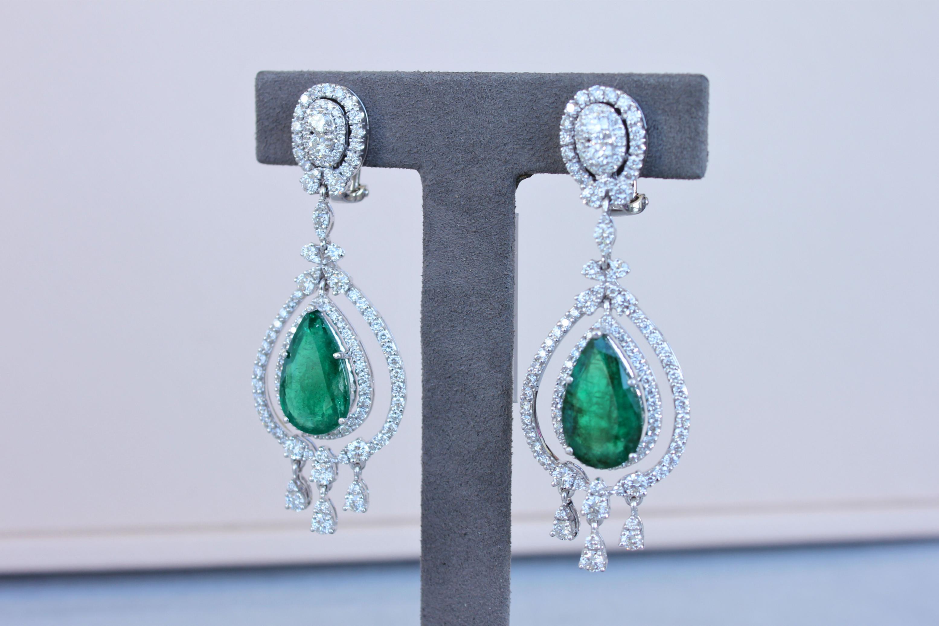 Large Pear-Shape Drop Emeralds Diamond Chandelier 18K White Gold Unique Earrings