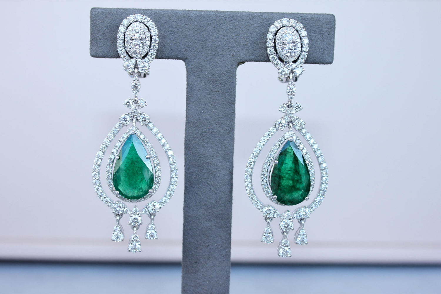 Large Pear-Shape Drop Emeralds Diamond Chandelier 18K White Gold Unique Earrings