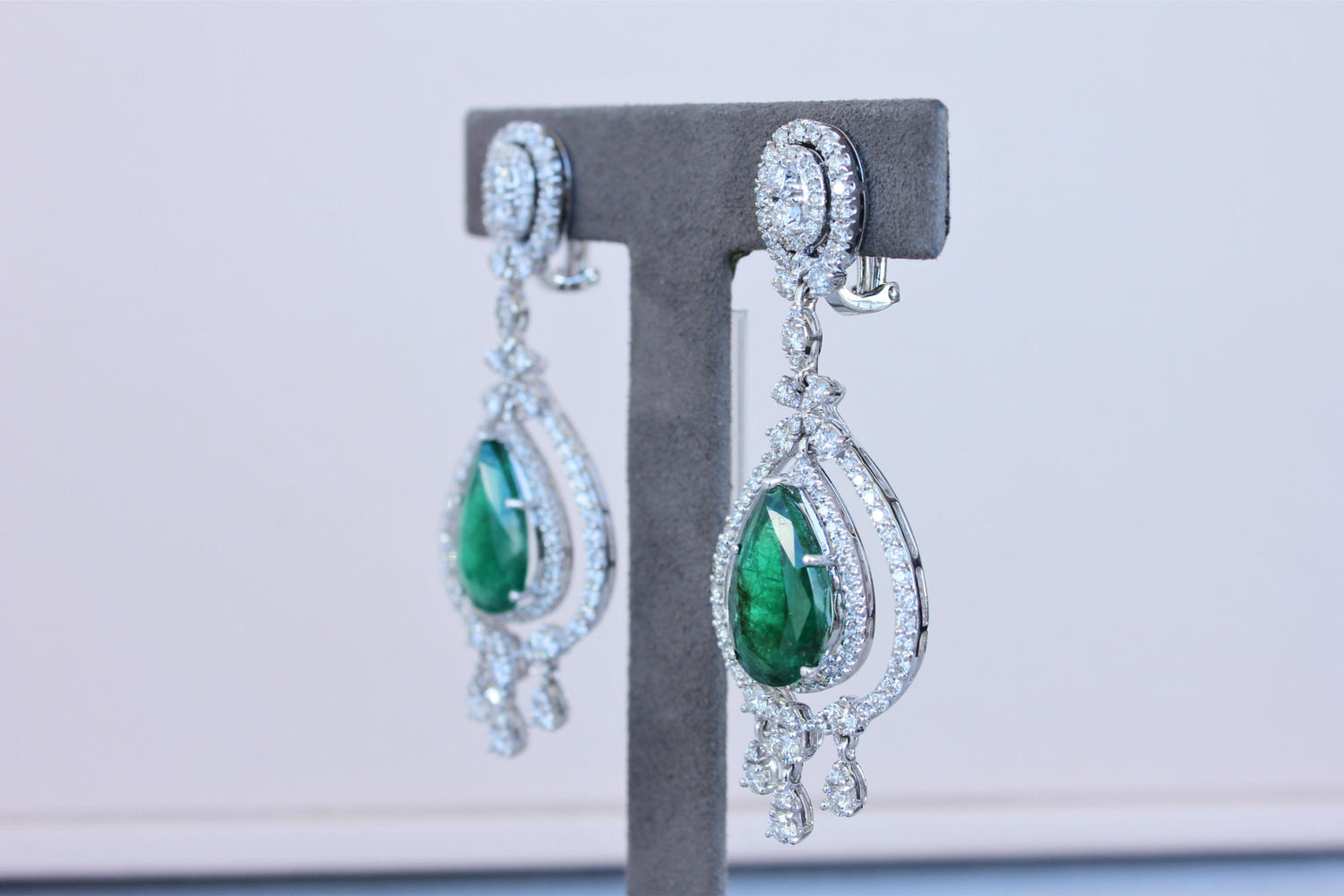 Large Pear-Shape Drop Emeralds Diamond Chandelier 18K White Gold Unique Earrings