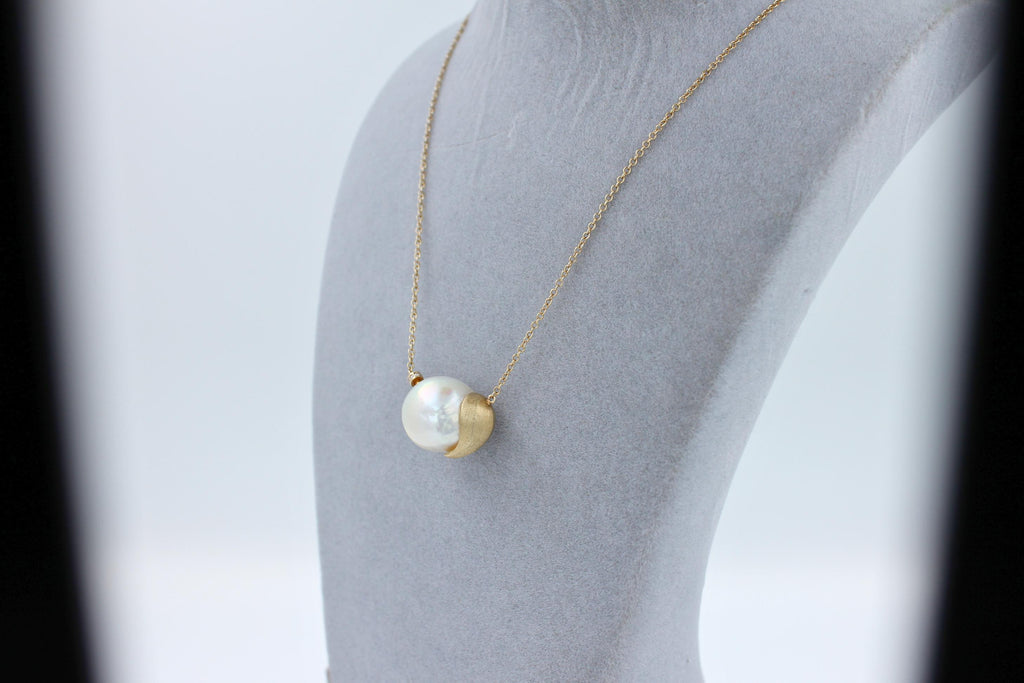 White South Sea Pearl Diamond 18K Gold Satin Brushed Gold Pendant Necklace