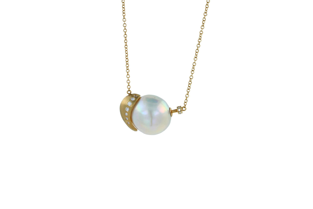 White South Sea Pearl Diamond 18K Gold Satin Brushed Gold Pendant Necklace