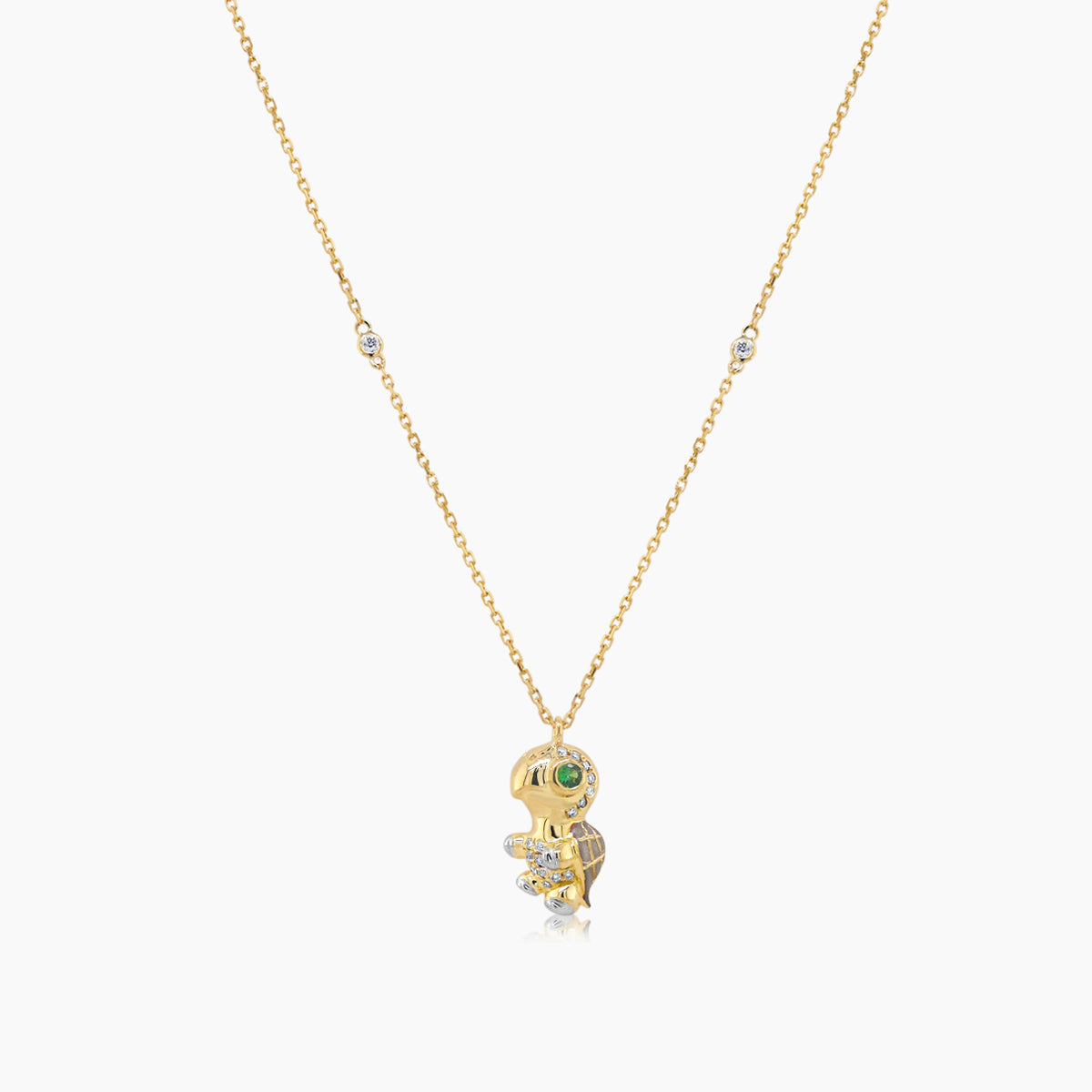 turtle white diamond & green garnet 18k yellow gold pendant animal necklace