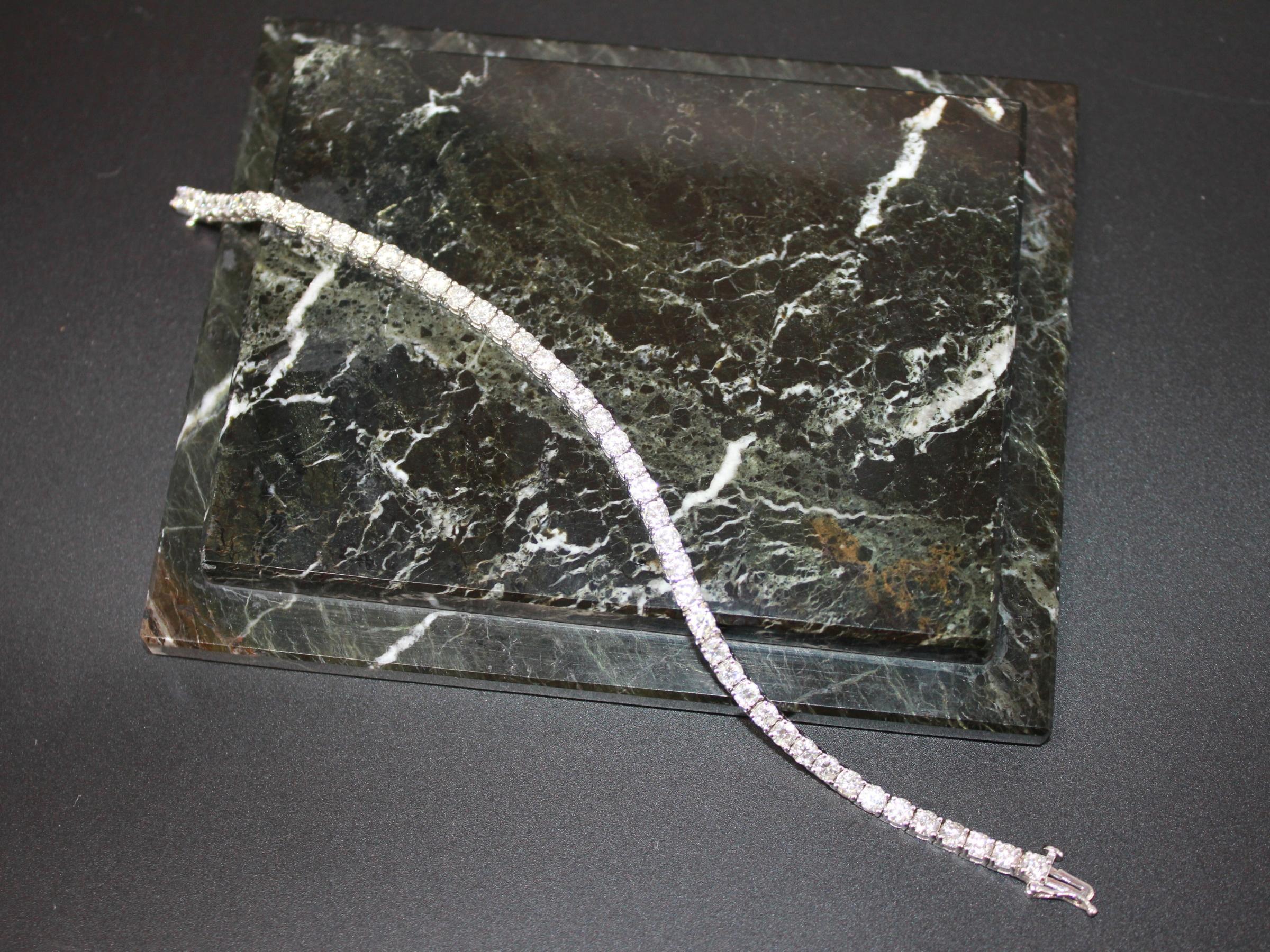 Diamond 5 Carat Tennis Line Classic Fashion 14 Karat White Gold Bracelet