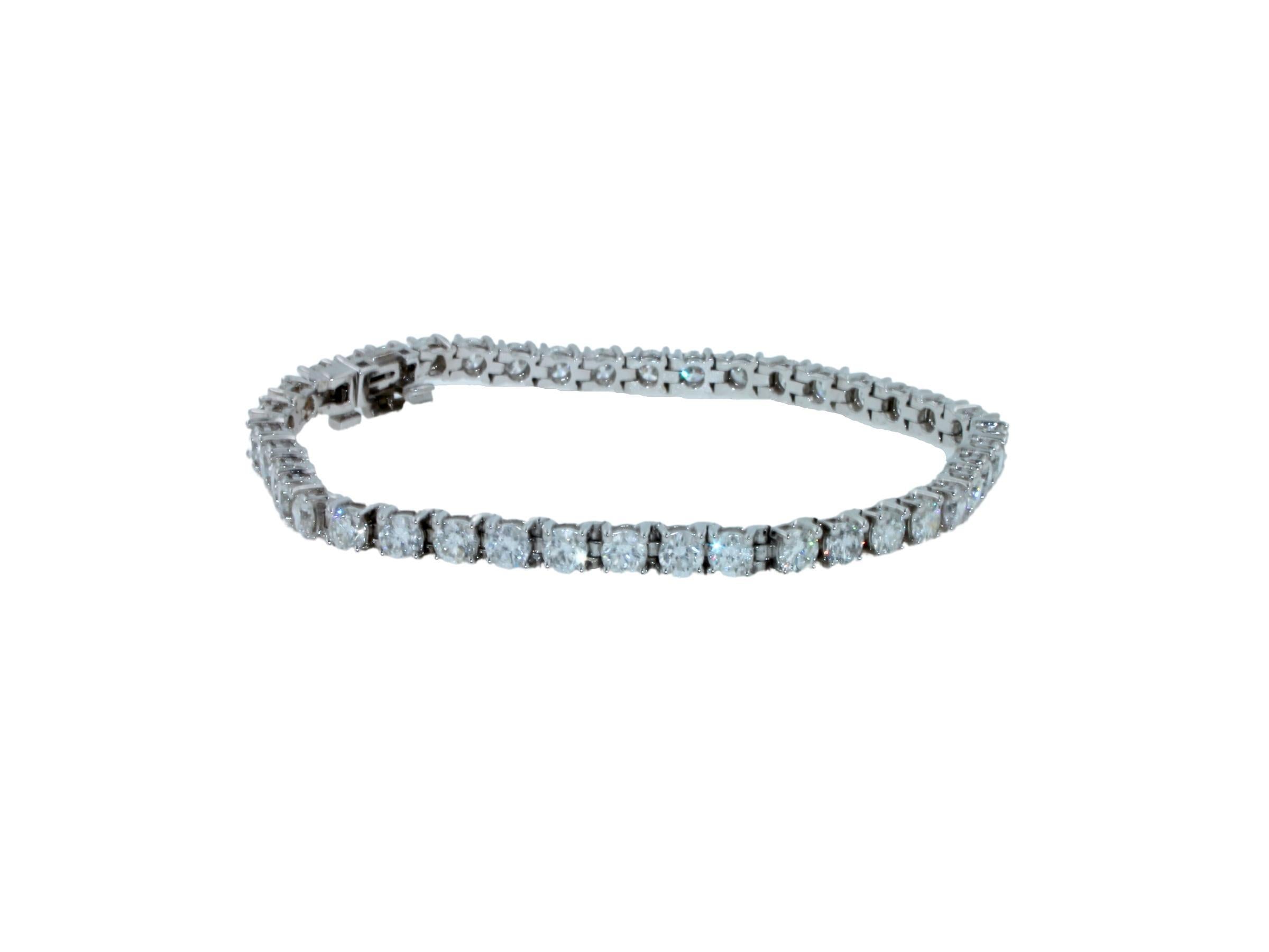 Diamond 5 Carat Tennis Line Classic Fashion 14 Karat White Gold Bracelet