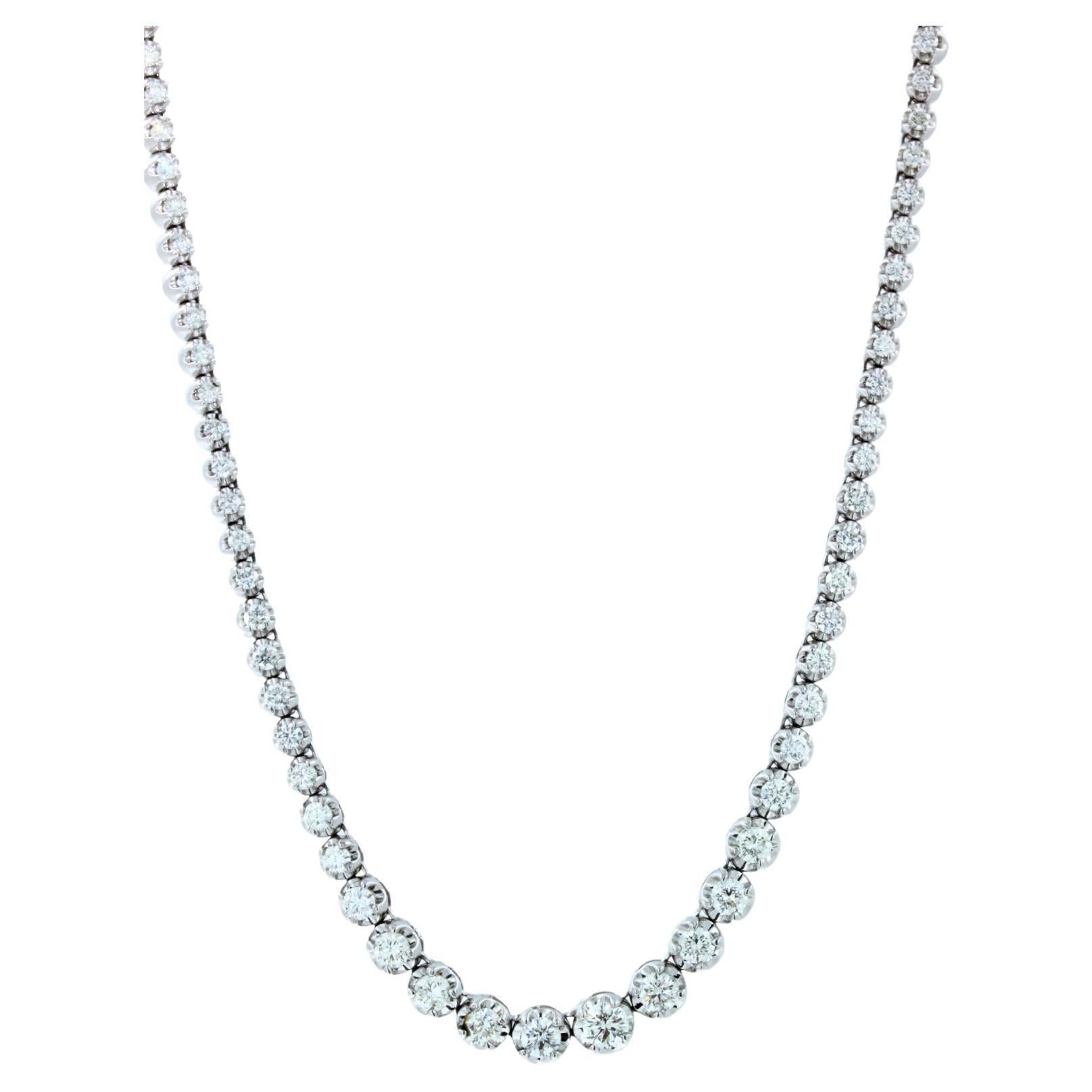 Diamond Classic Graduated Round Brilliant Tennis 18 Karat White Gold Necklace