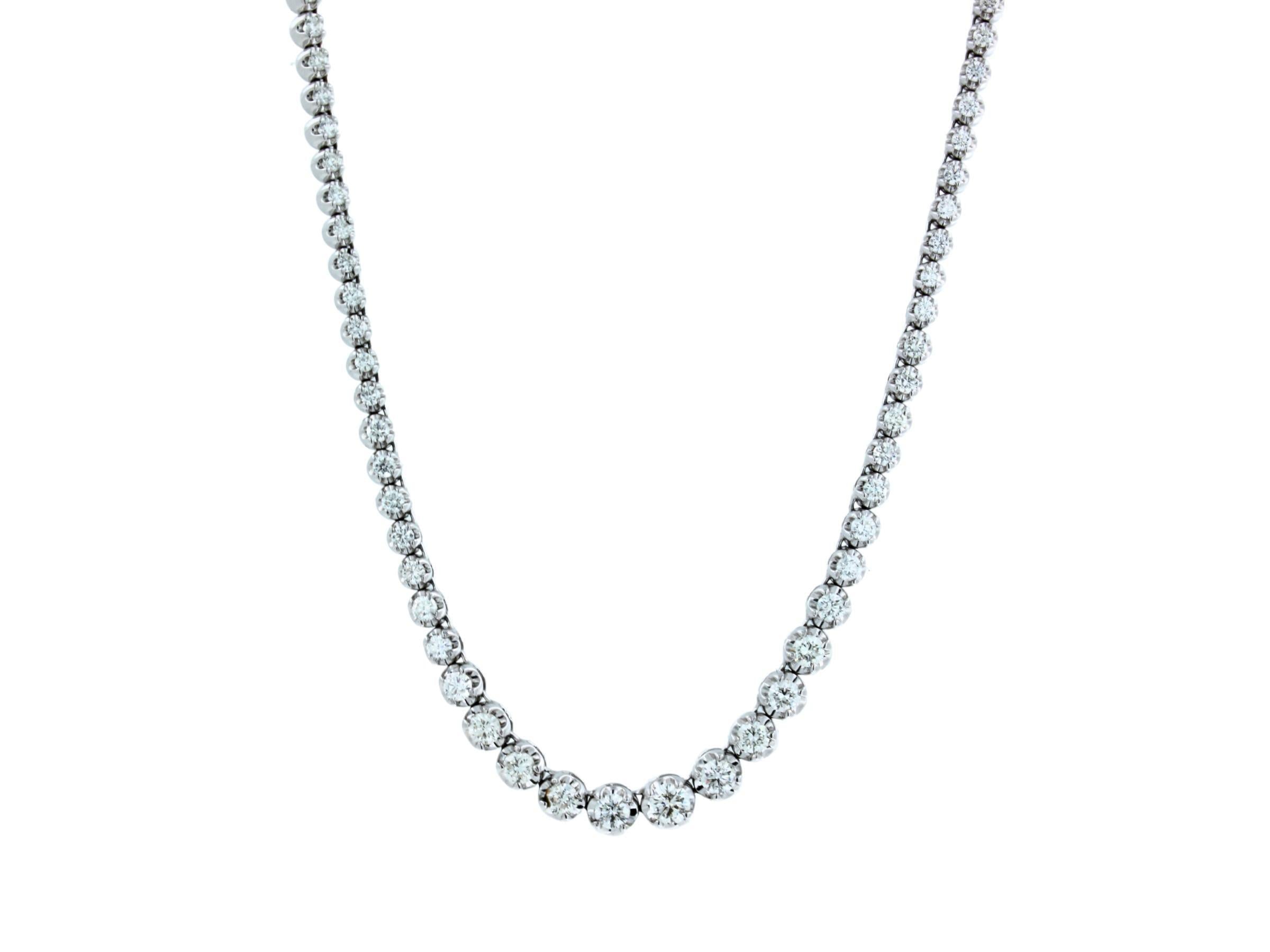 Diamond Classic Graduated Round Brilliant Tennis 18 Karat White Gold Necklace