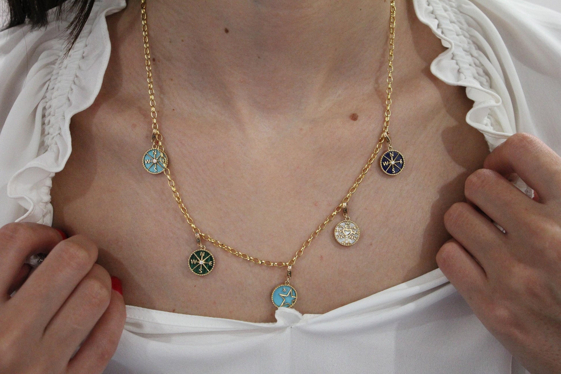 Diamond Flying Dove Bird Soaring Sky  Peace Devotion Love Hope 18 Karat Yellow G