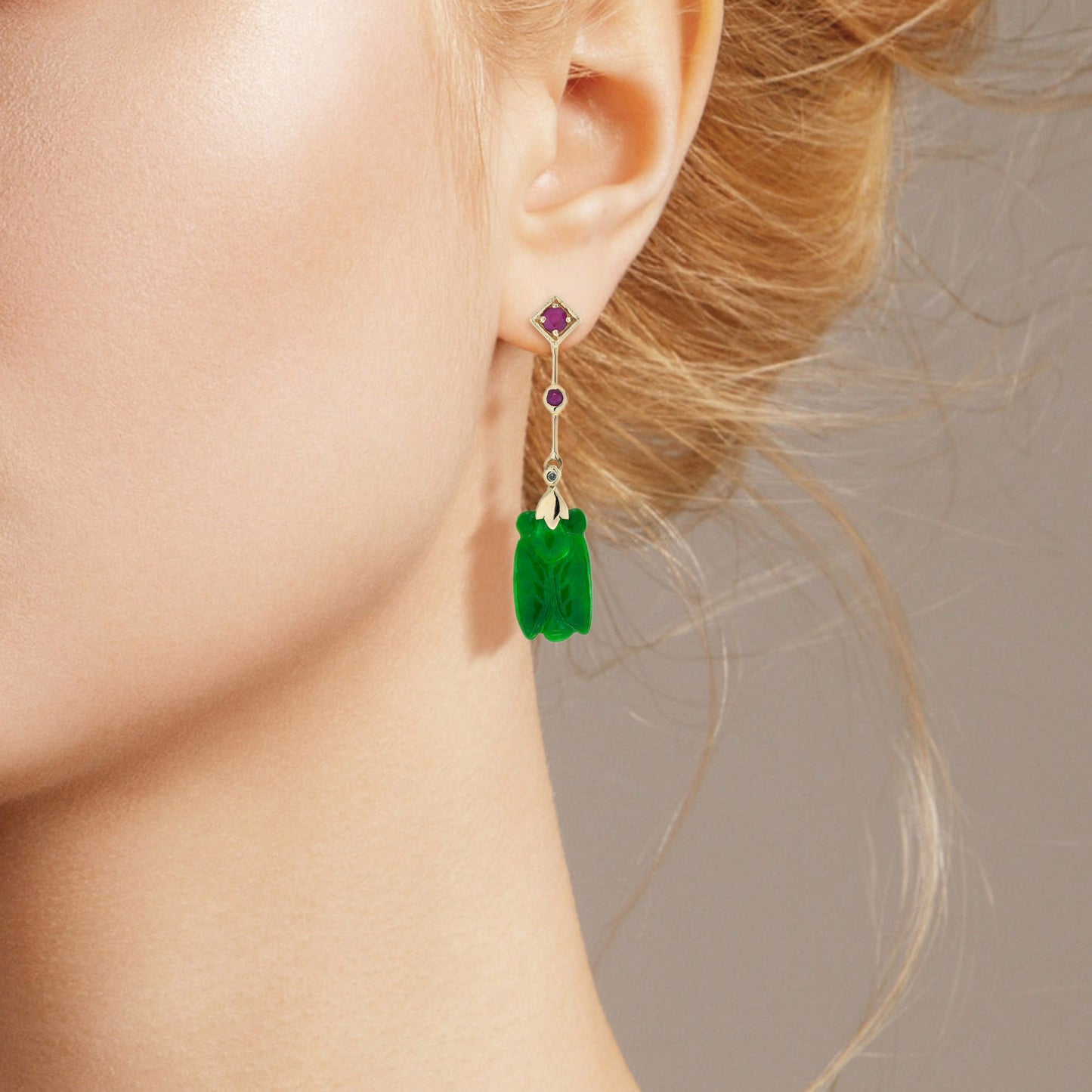 bee carved jade ruby diamond vintage style dangle 9k gold earrings