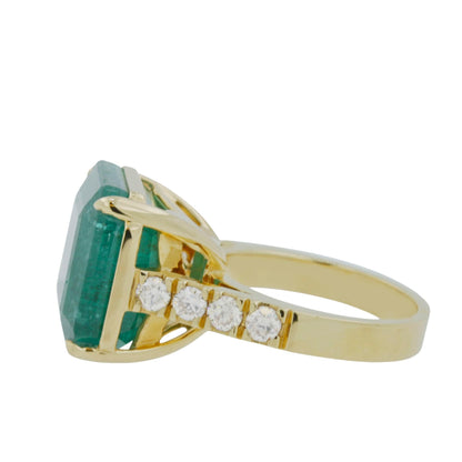 Fancy Vivid Green Emerald Shape Square Step Cut Emerald Diamond Cocktail Stateme