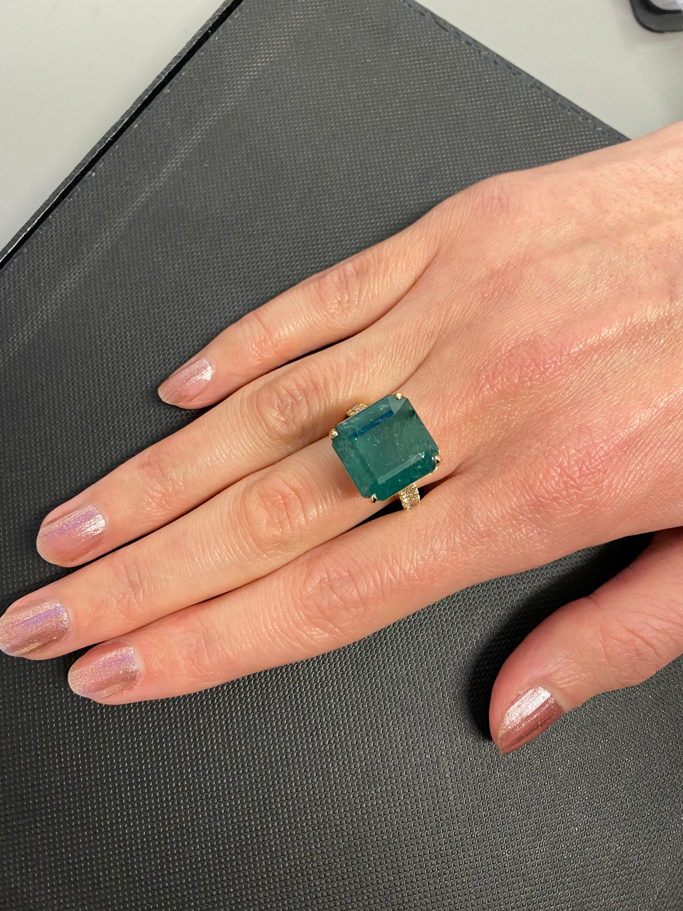 Fancy Vivid Green Emerald Shape Square Step Cut Emerald Diamond Cocktail Stateme
