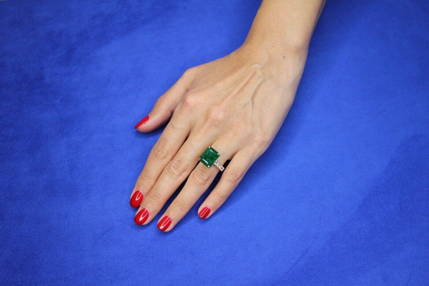 fancy vivid green emerald shape step cut emerald diamond cocktail statement uniq