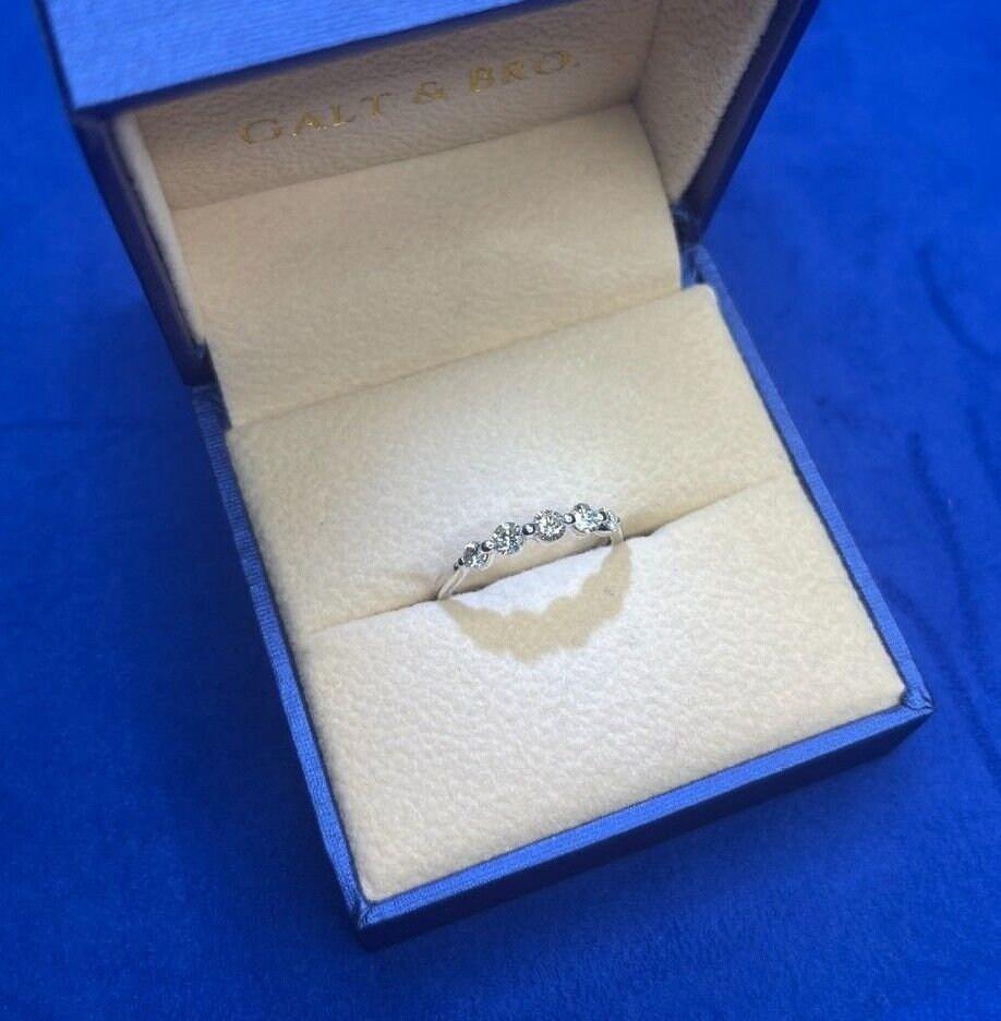 Half Carats Round Shape Brilliant Cut Diamond Half Bezel Prong Set Thin Eternity