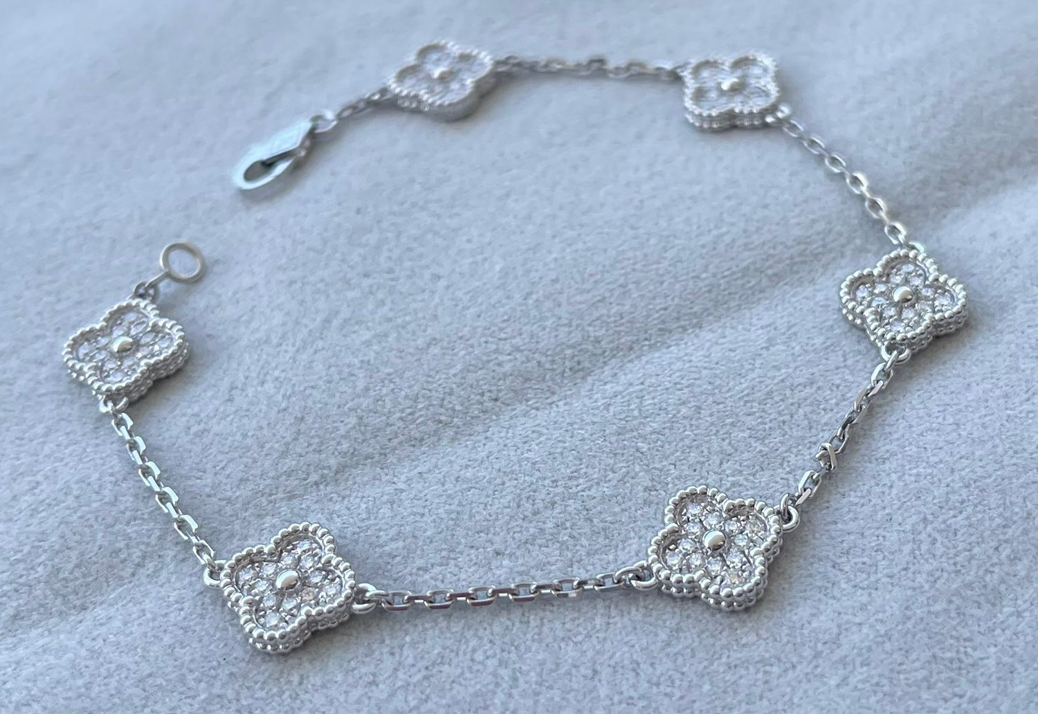 Van Cleef &amp; Arpels Sweet Alhambra Diamond Pave 6 Motifs 18K White Gold Bracelet