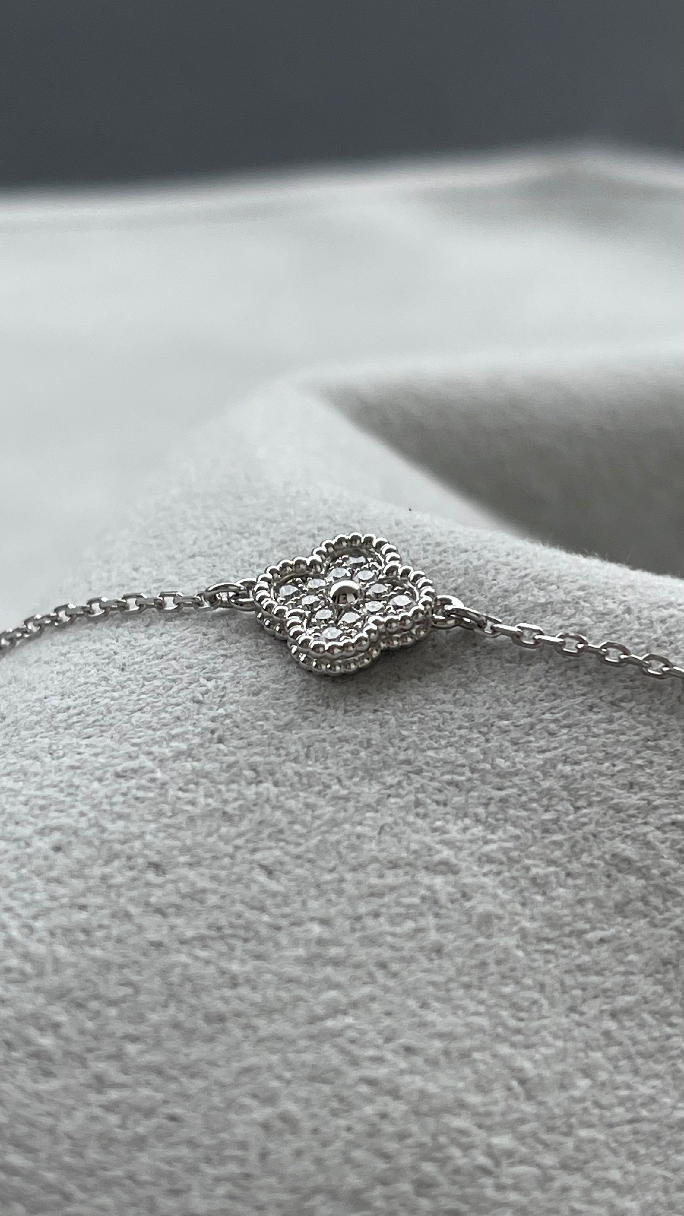 Van Cleef &amp; Arpels Sweet Alhambra Diamond Pave 1 Motif 18K White Gold Bracelet