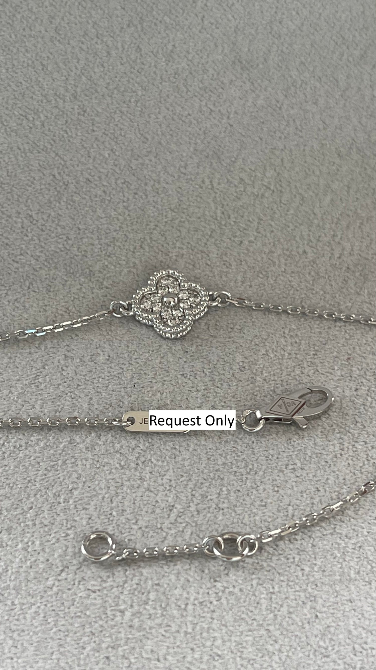 Van Cleef &amp; Arpels Sweet Alhambra Diamond Pave 1 Motif 18K White Gold Bracelet