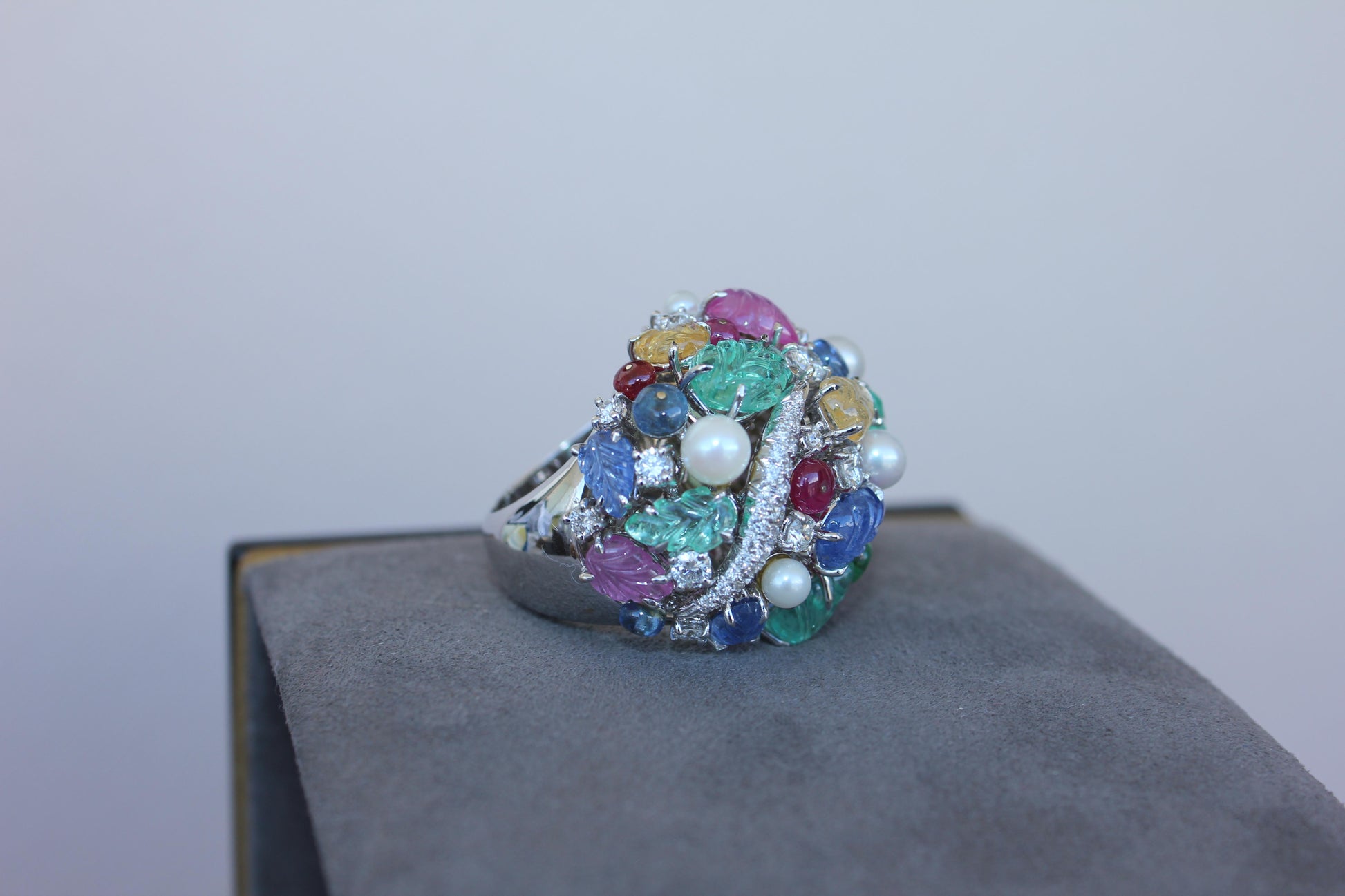 Multi Colors Sapphires Emeralds Ruby Diamond Scavia Unique 18K White Gold Ring