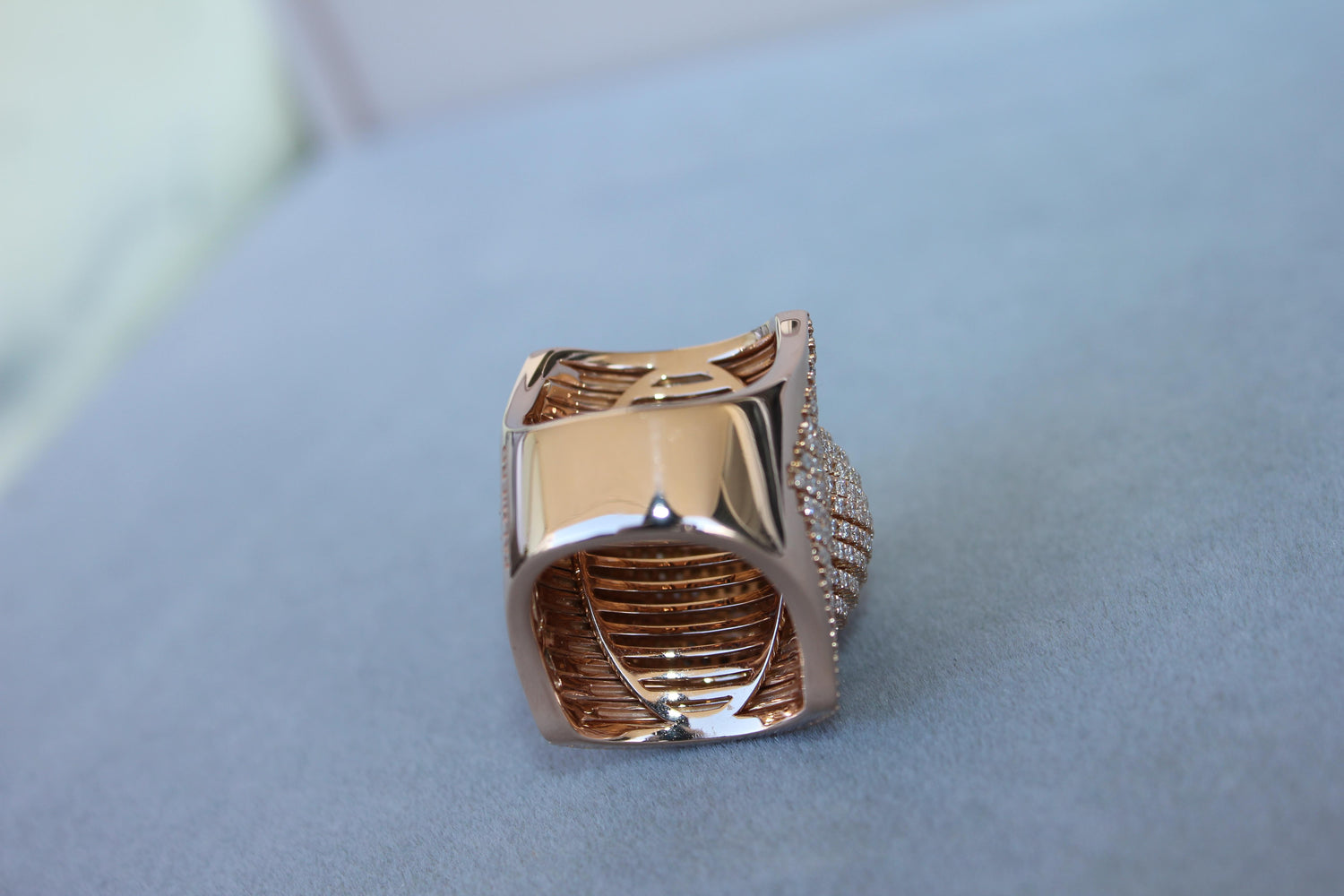 Palmiero Unique White Diamond Brilliant Pave 18 Karat Rose Gold Unique Dome Ring