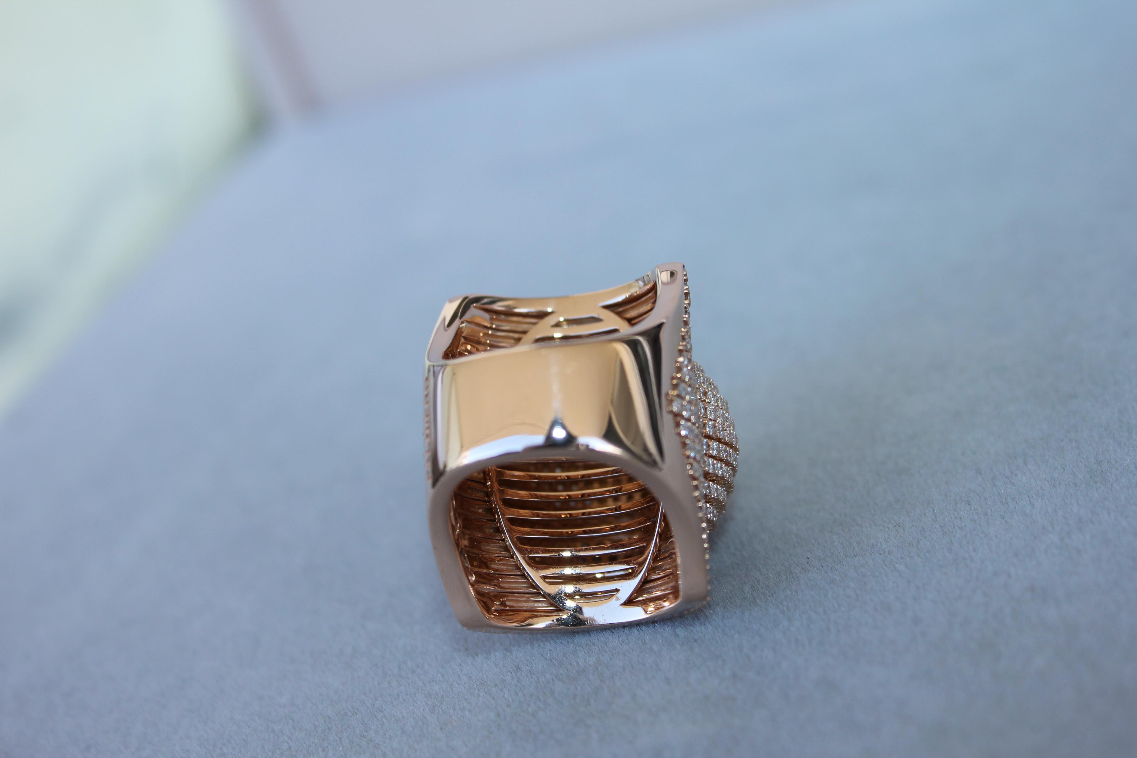 Palmiero Unique White Diamond Brilliant Pave 18 Karat Rose Gold Unique Dome Ring