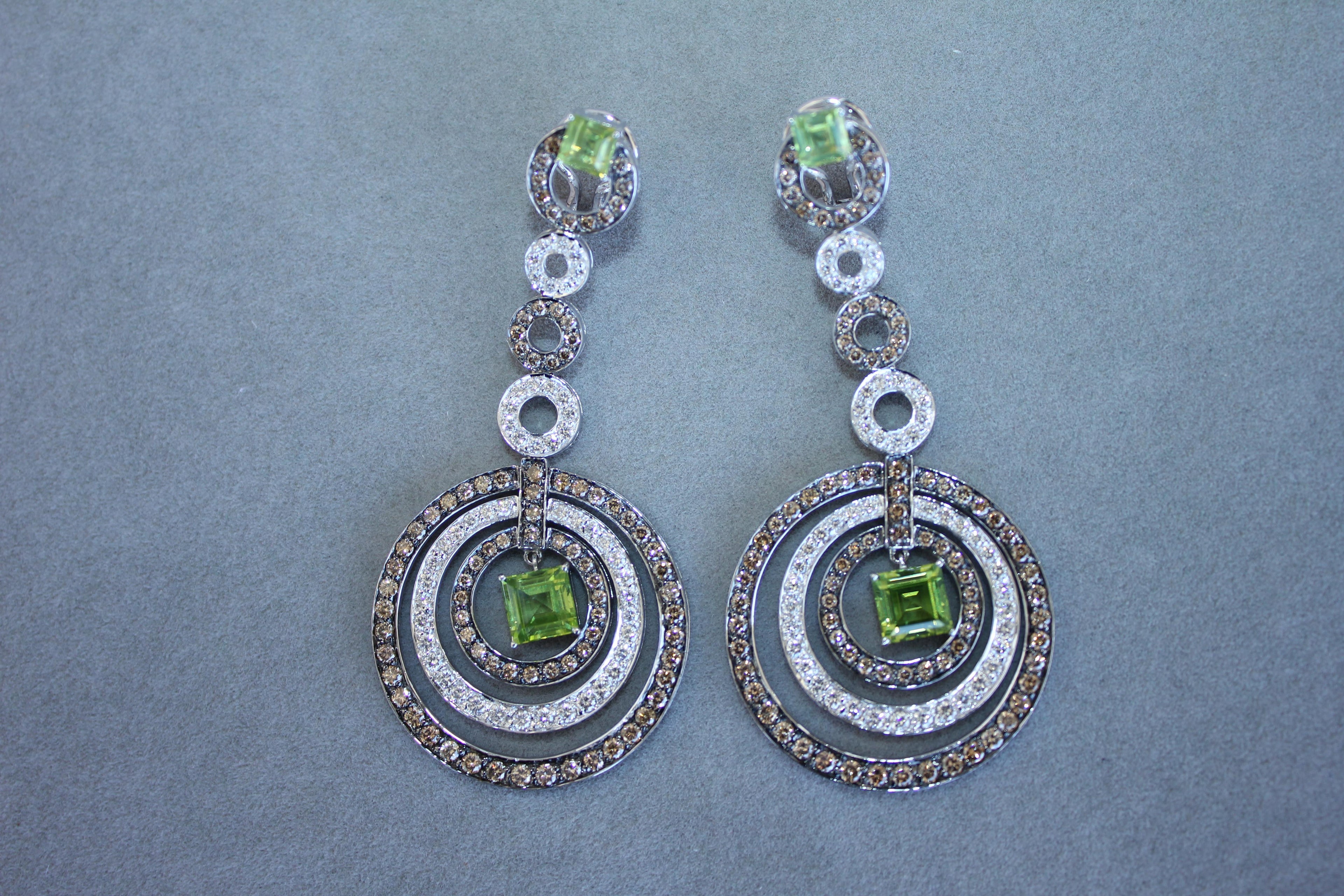 Green Peridot Faceted Square White &amp; Brown Diamond 18K White Black Gold Earrings