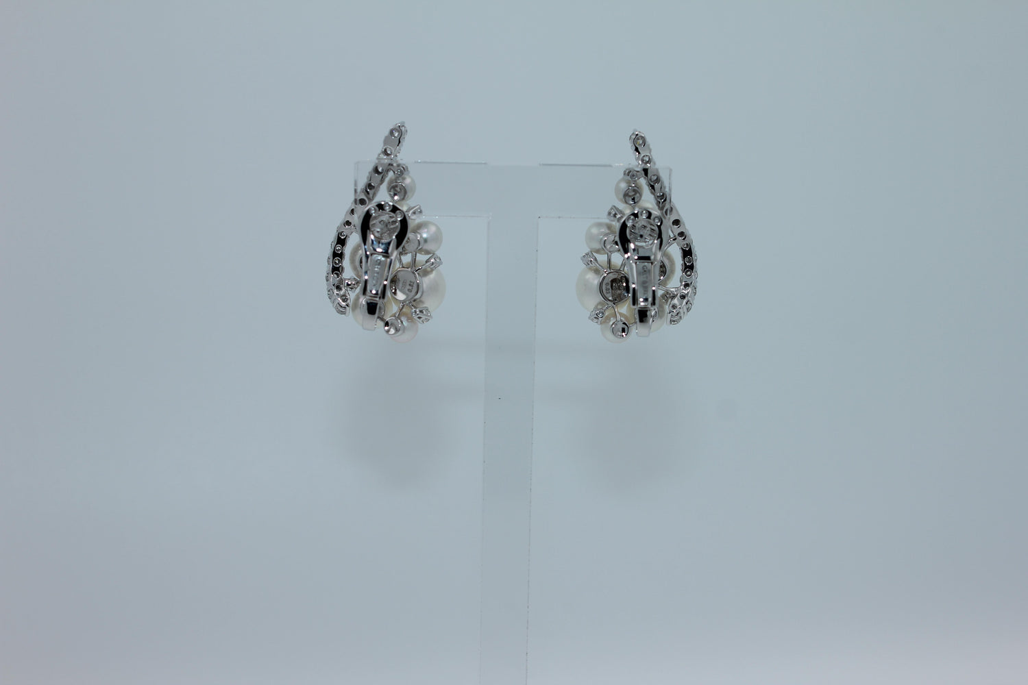 Japanese White Akoya Pearl 18K White Gold Luxury Grapes Crown Diamond Earrings