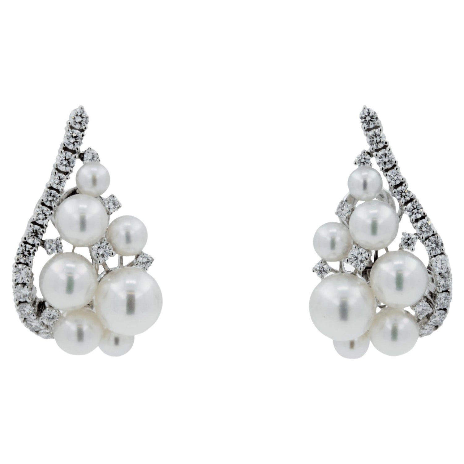 Japanese White Akoya Pearl 18K White Gold Luxury Grapes Crown Diamond Earrings