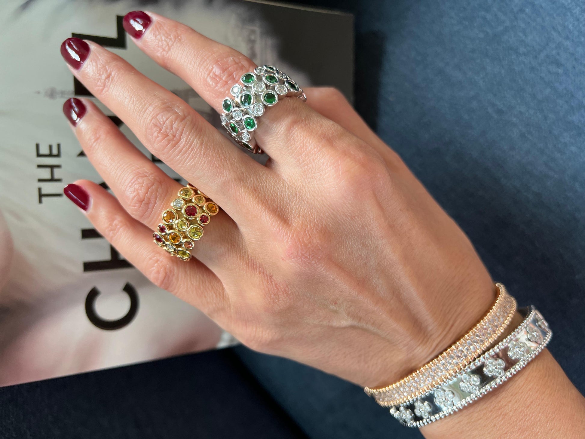 Modern Round Sapphires, Rubies & Diamonds Ring Set in 18K Yellow Gold