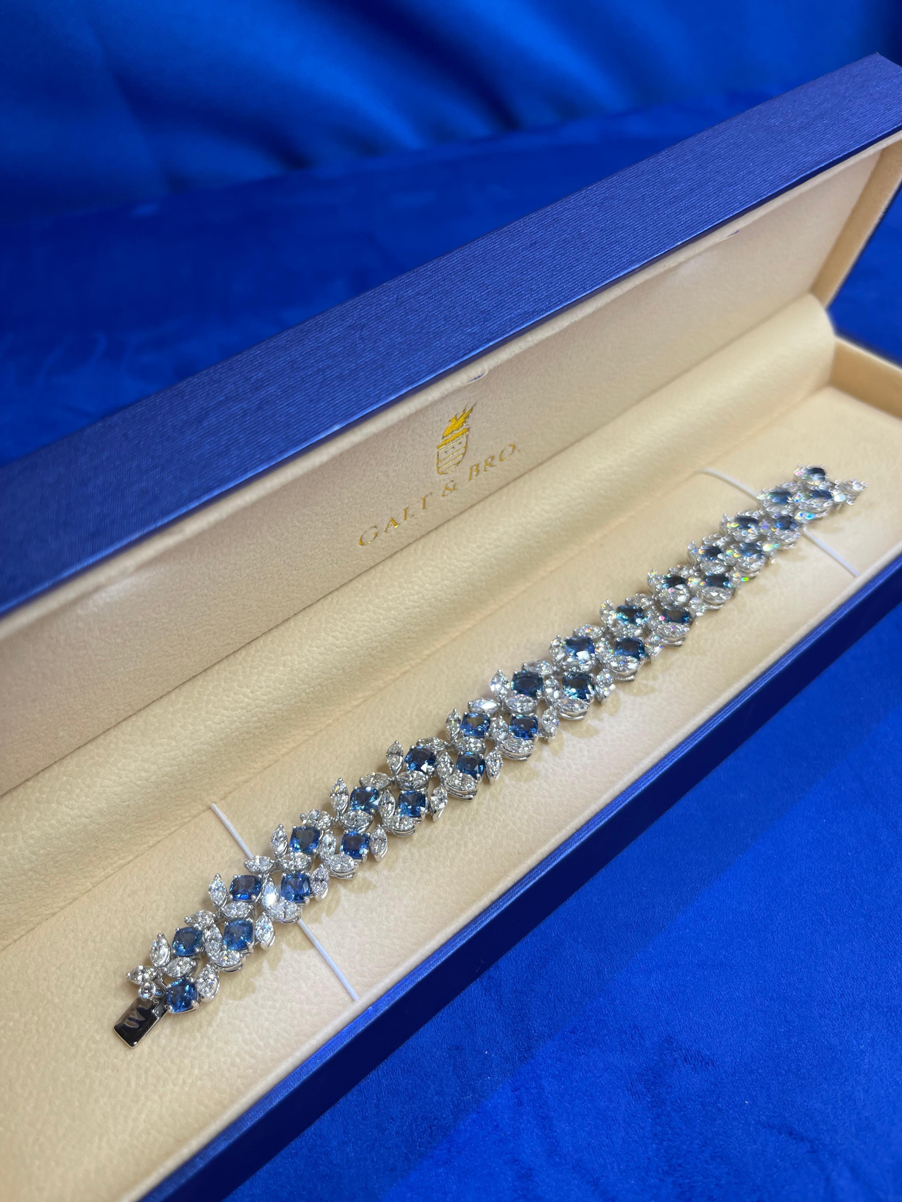 Multi Cushion Shape Blue Sapphire Diamond 18 Karat White Gold Tennis Bracelet