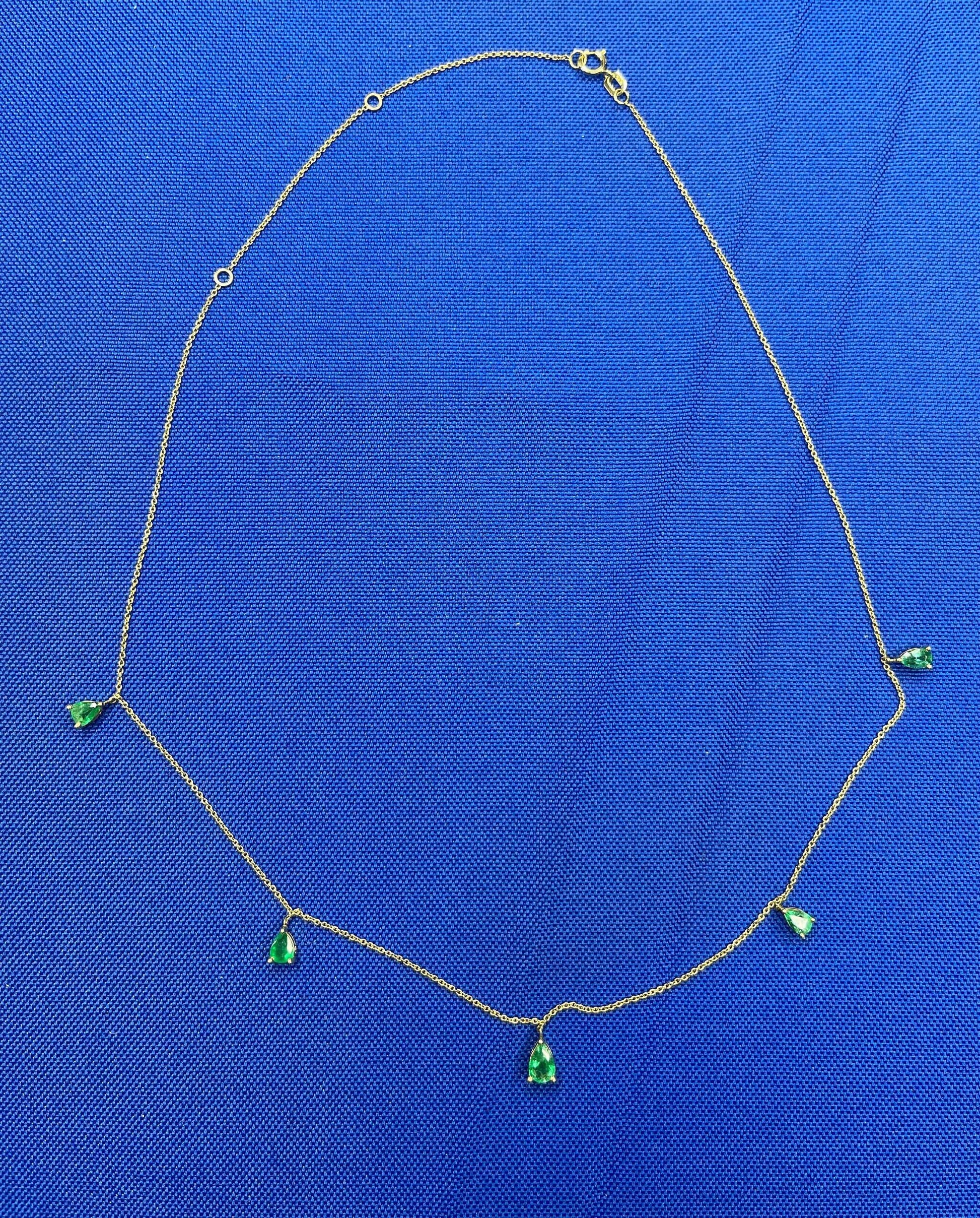 Multi Pear Water Drop Shape Brilliant Cut Vivid Green Emeralds 14 Karat Yellow G