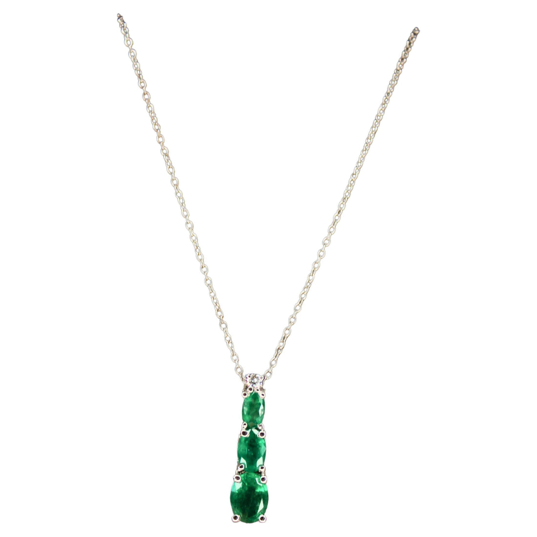 Oval Shape Drop Shape Emerald Diamond 18 Karat White Gold Chain Pendant Necklace
