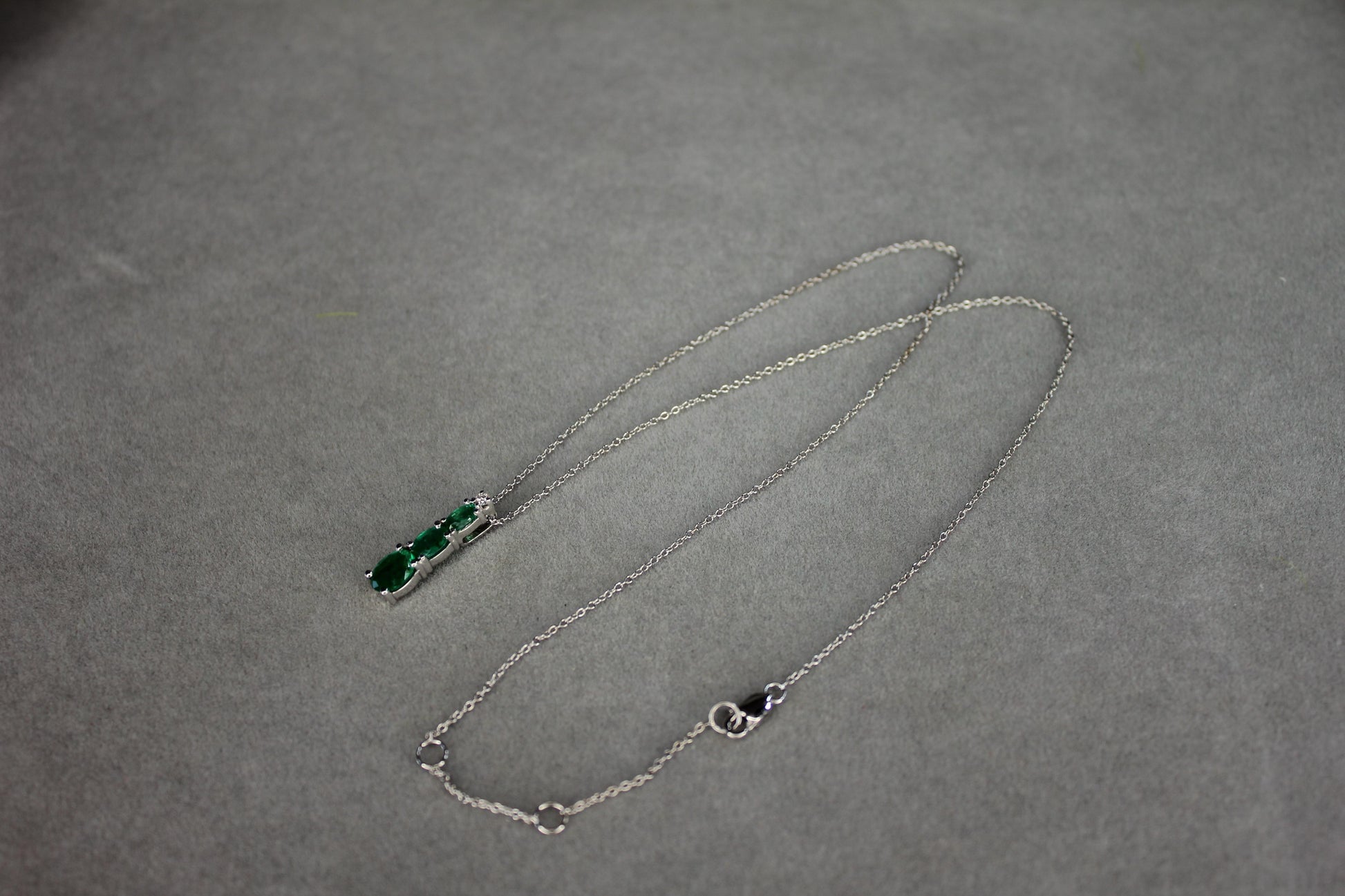Oval Shape Drop Shape Emerald Diamond 18 Karat White Gold Chain Pendant Necklace