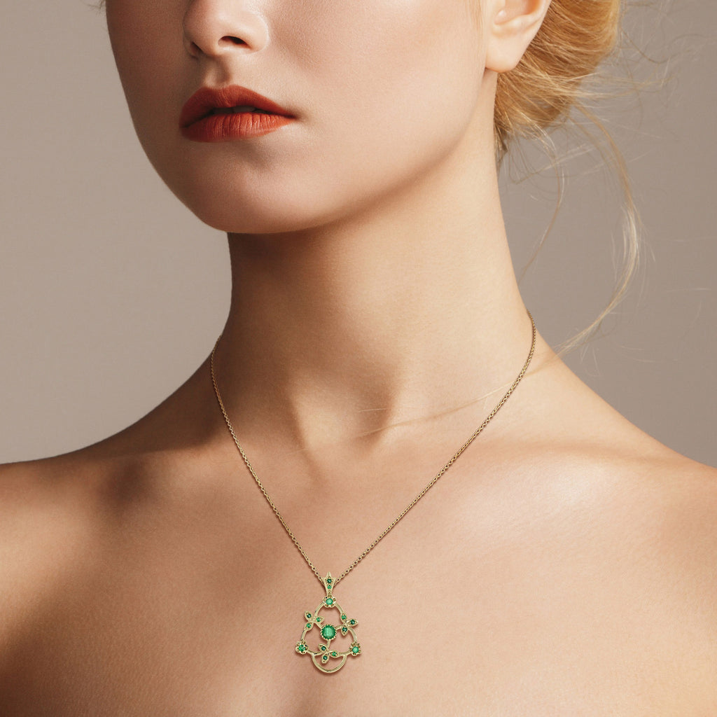 Green Emerald Vintage Style Floral & Leaves Yellow Gold Pendant