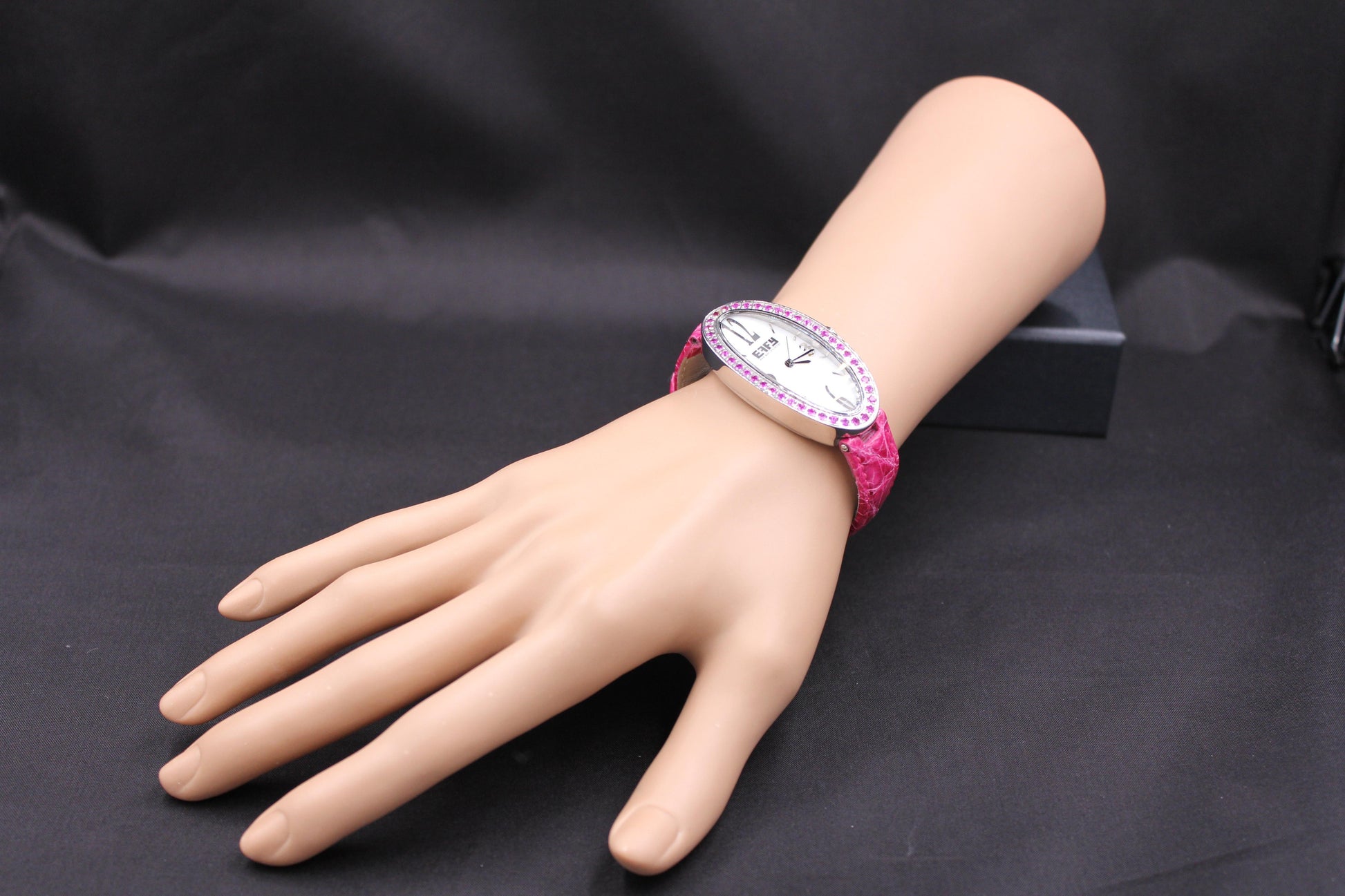 Pink Sapphire Pave Dial Luxury Swiss Quartz Exotic Leather Band Watch
